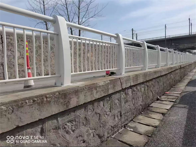  护栏满足客户所需