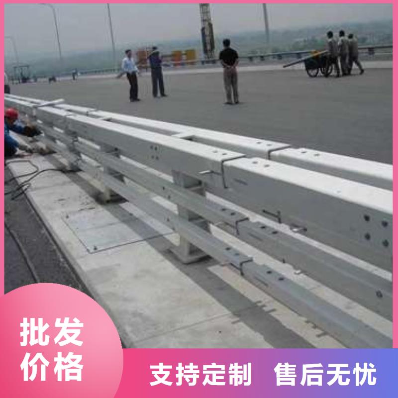 贵州防撞护栏_您的要求是我们的追求