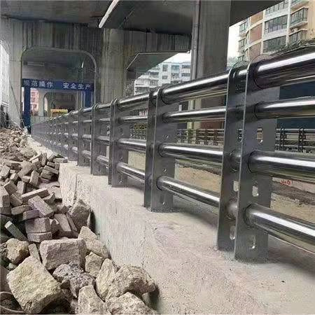 护栏-【热镀锌立柱】畅销本地当地生产商