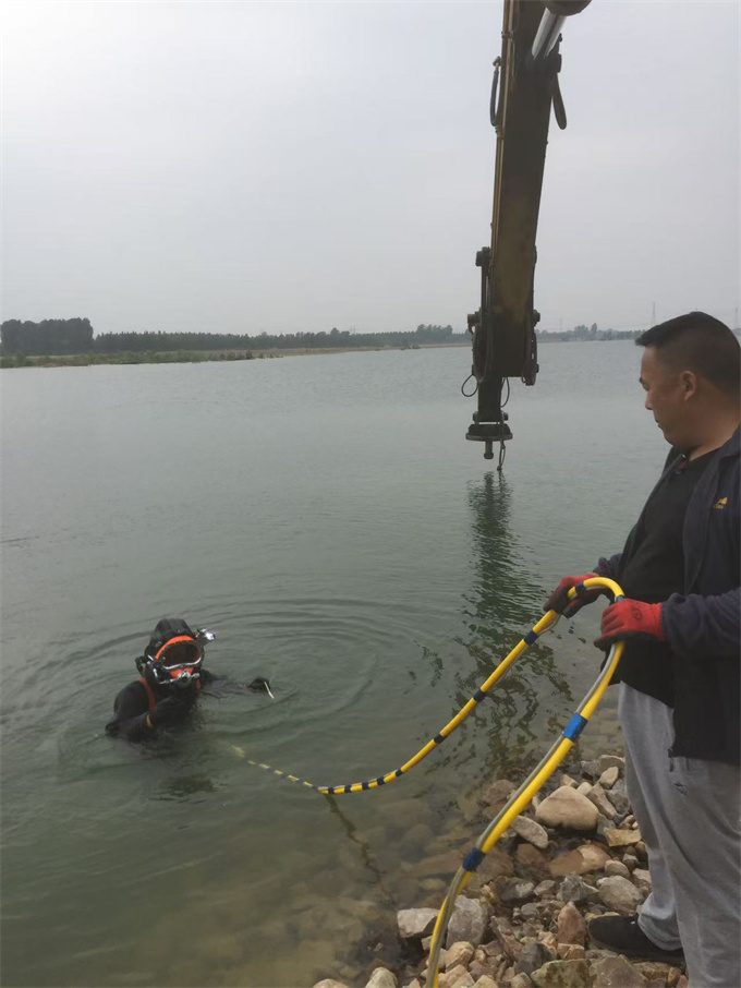 水下管道安装气囊封堵欢迎来电