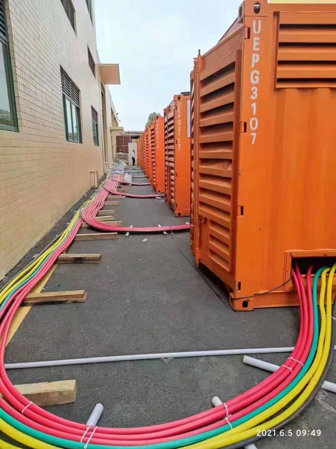 200KW发电机出租租赁400KW发电机电缆线出租UPS电源出租租赁发电机本地正规公司有实力